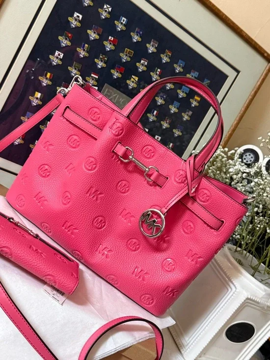 Michael Kors Hot Pink Embossed Leather Tote with Matching Wallet - Picture 3 of 12